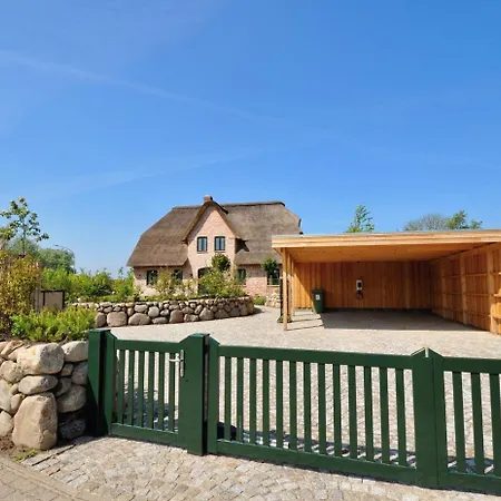 Waalhuus בית נופש