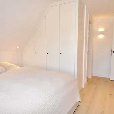 Waalhuus בית נופש